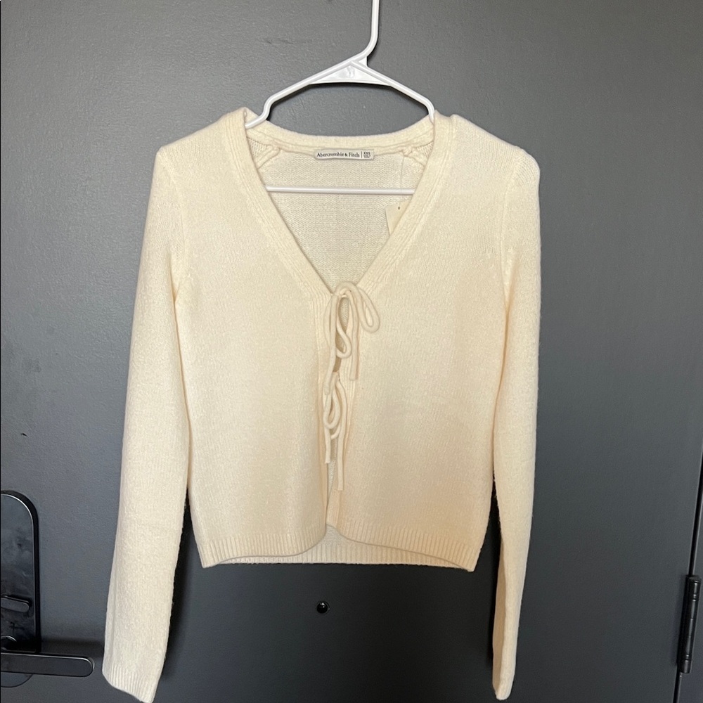 Abercrombie & Fitch White Knit Cardigan
